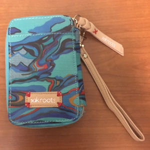 FINAL ⬇️ SAKROOTS Smartphone Wristlet Wallet EUC